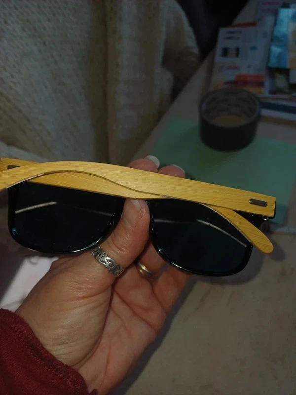 Zonnebril met spiegelglas en houten montuur – photo 2